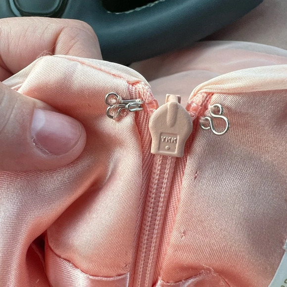 Cinderella Gemstone Gown Prom!! - Picture 2 of 6